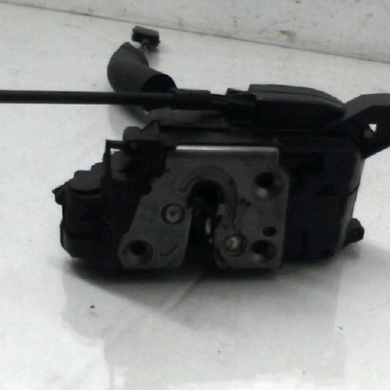 Serrure avant droit RENAULT MEGANE 3