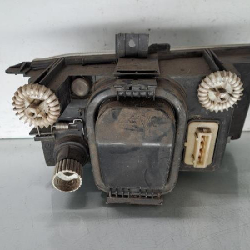 Optique avant principal gauche (feux)(phare) SEAT IBIZA 1
