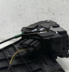 Serrure arriere droit FORD FIESTA 6 Photo n°3