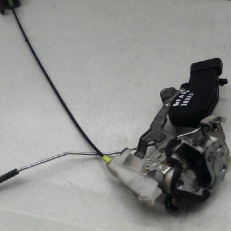 Serrure avant gauche PEUGEOT 107