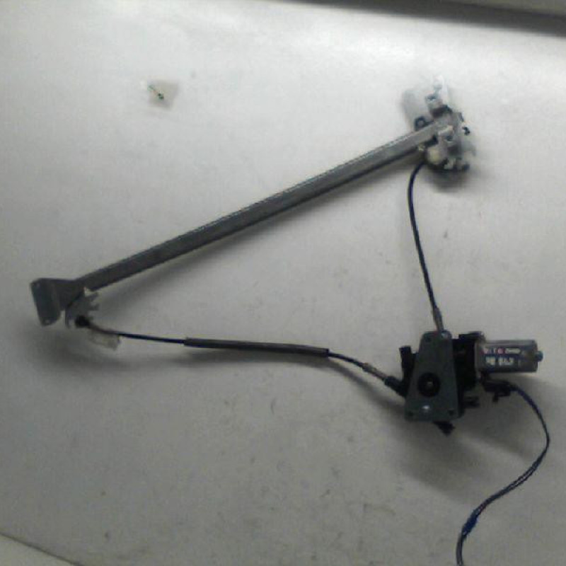 Leve vitre electrique avant gauche MERCEDES CLASSE V 638