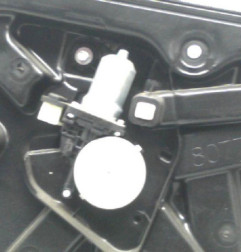 Leve vitre electrique avant droit NISSAN X-TRAIL 2 Photo n°3