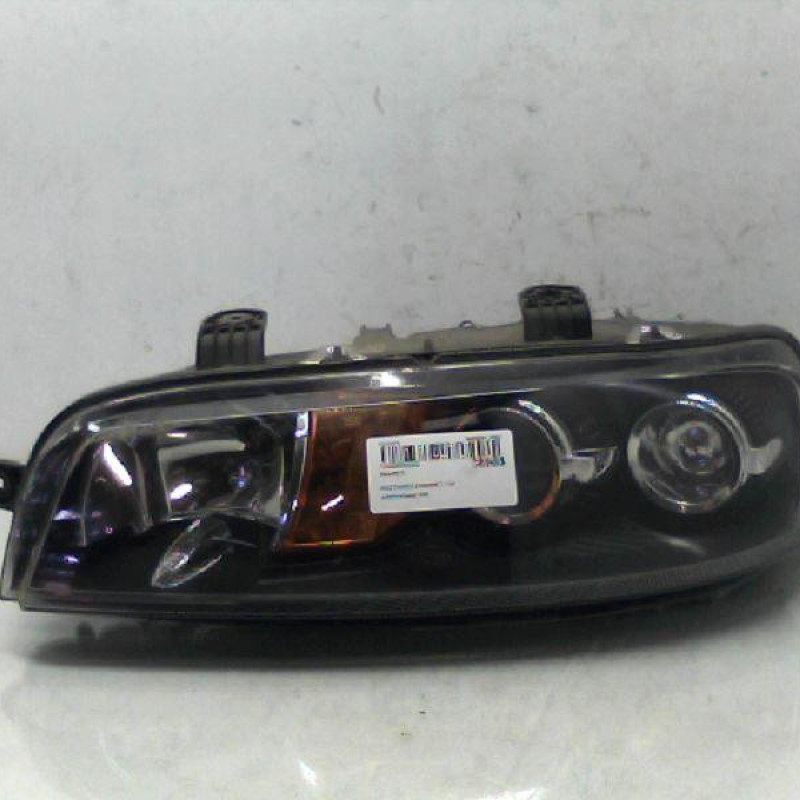 Optique avant principal gauche (feux)(phare) FIAT PUNTO 2