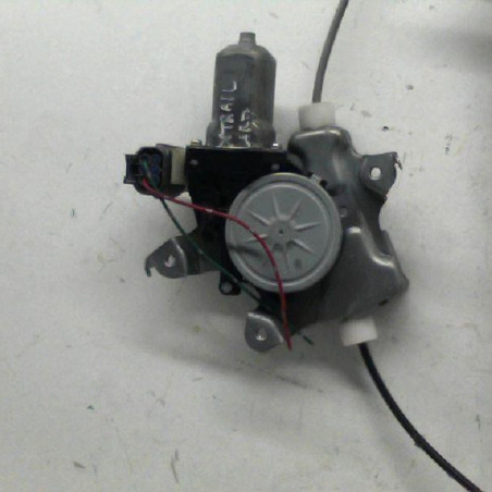 Leve vitre electrique arriere droit NISSAN X-TRAIL 2