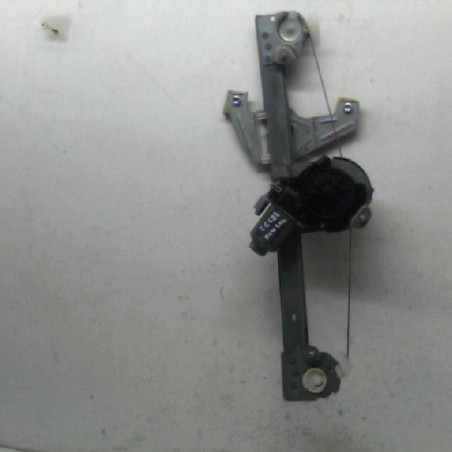 Leve vitre electrique avant gauche PEUGEOT 107 Photo n°1