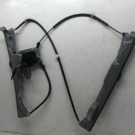 Leve vitre electrique avant droit RENAULT CLIO 3 Photo n°1