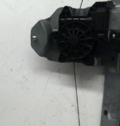 Leve vitre electrique avant droit RENAULT CLIO 4 Photo n°5