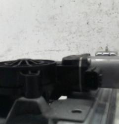 Leve vitre electrique avant droit RENAULT CLIO 4 Photo n°6