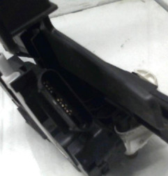 Serrure avant gauche FORD FIESTA 6 Photo n°6