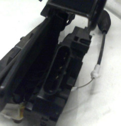 Serrure avant droit FORD FIESTA 6 Photo n°3