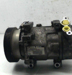Compresseur clim DACIA SANDERO 1 Photo n°1