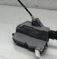 Serrure arriere droit PEUGEOT 3008 1