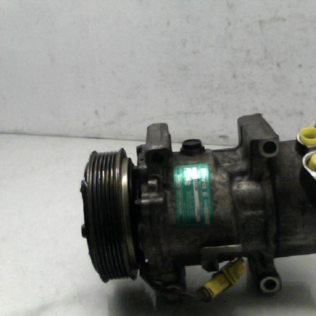 Compresseur clim PEUGEOT 206 Photo n°1