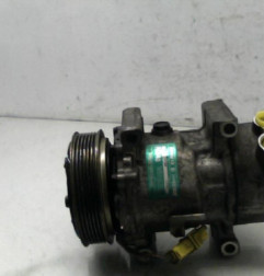 Compresseur clim PEUGEOT 206 Photo n°4
