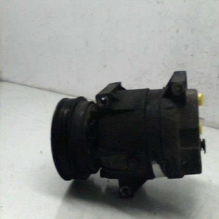 Compresseur clim RENAULT MEGANE 1 Photo n°1
