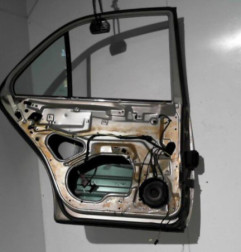 Porte arriere gauche MERCEDES CLASSE E 210 Photo n°6