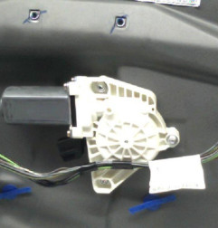 Leve vitre electrique avant gauche MERCEDES CLASSE A 169 Photo n°3