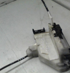 Serrure avant droit PEUGEOT 308 1