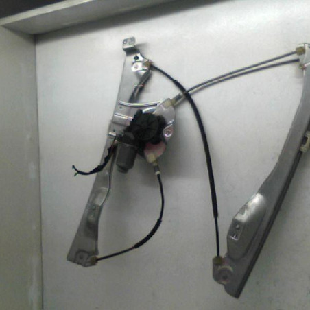 Leve vitre electrique avant droit RENAULT CLIO 3 Photo n°1
