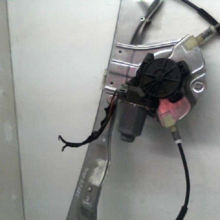 Leve vitre electrique avant droit RENAULT CLIO 3