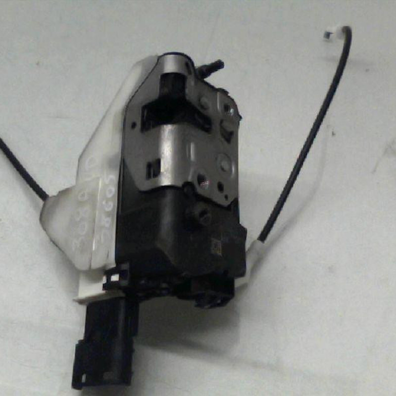 Serrure avant droit PEUGEOT 308 1