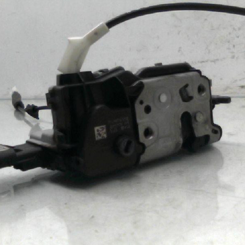 Serrure arriere gauche PEUGEOT 308 1