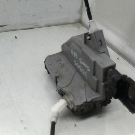 Serrure arriere droit PEUGEOT 5008 1