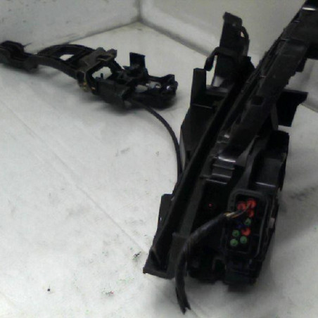 Serrure avant droit FORD FOCUS 2