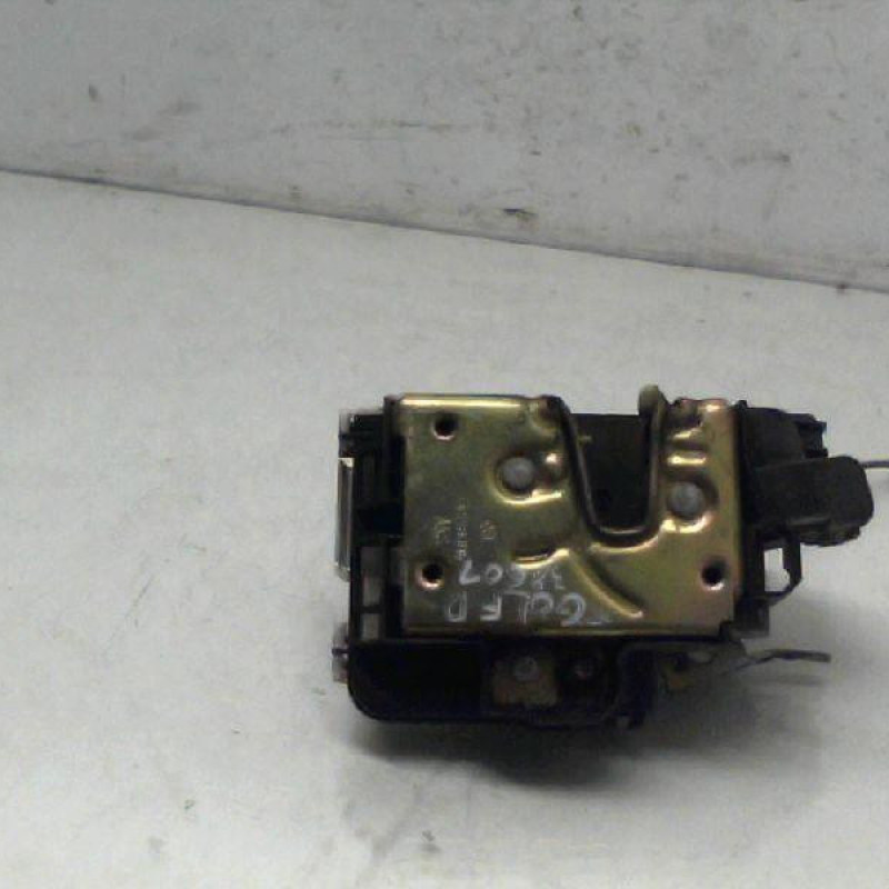 Serrure avant droit VOLKSWAGEN GOLF 4