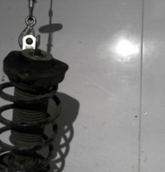 Amortisseur avant droit VOLKSWAGEN GOLF 5