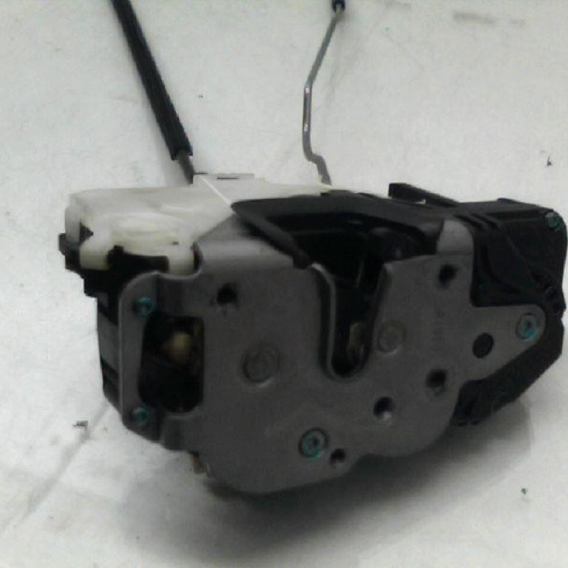 Serrure avant droit OPEL INSIGNIA 1