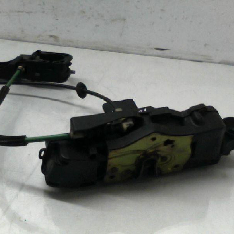 Serrure avant gauche FIAT STILO