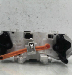 Commande chauffage PEUGEOT 208 1