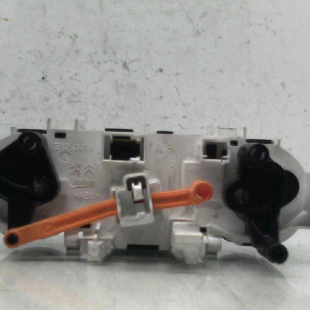 Commande chauffage PEUGEOT 208 1