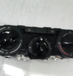 Commande chauffage PEUGEOT 208 1 Photo n°4