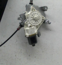 Leve vitre electrique avant droit NISSAN MICRA 3