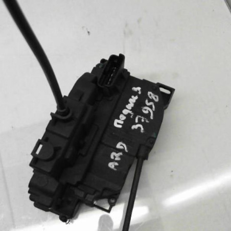 Serrure arriere droit RENAULT MEGANE 3