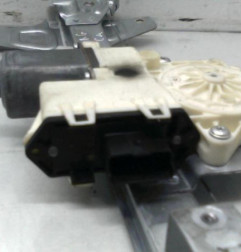 Leve vitre electrique arriere gauche CITROEN C4 1 Photo n°6