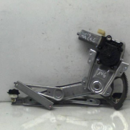 Leve vitre electrique avant gauche TOYOTA YARIS 1 Photo n°1