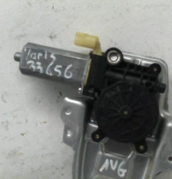 Leve vitre electrique avant gauche TOYOTA YARIS 1