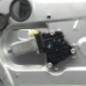 Leve vitre electrique avant droit KIA CARENS 3