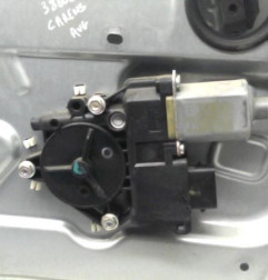 Leve vitre electrique avant gauche KIA CARENS 3