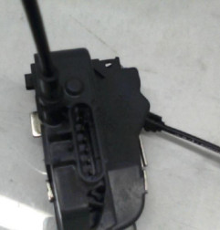 Serrure arriere droit RENAULT SCENIC 2 Photo n°6