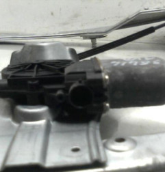 Leve vitre electrique avant droit RENAULT CLIO 3 Photo n°3