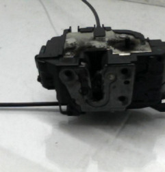 Serrure arriere gauche RENAULT CLIO 3 Photo n°4