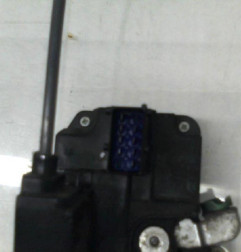 Serrure avant gauche OPEL ZAFIRA A Photo n°3