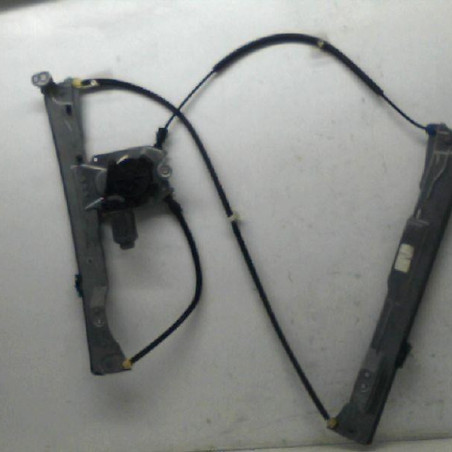 Leve vitre electrique avant droit RENAULT CLIO 3 Photo n°1