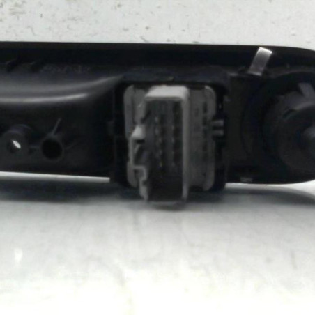 Interrupteur de leve vitre avant gauche RENAULT CLIO 3