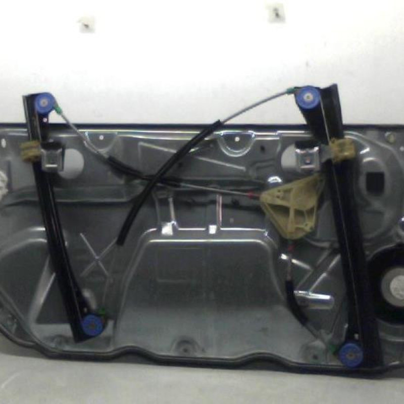 Leve vitre electrique avant droit VOLKSWAGEN POLO 4