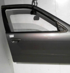 Porte avant droit NISSAN PRIMERA 2 Photo n°1